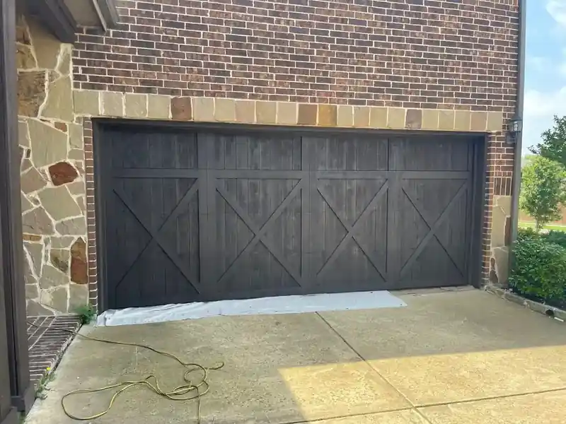 Stained X-pattern garage door in Richardson, TX